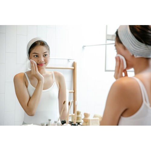 How Skincare Ingredients Really Work: A Beginner’s Guide