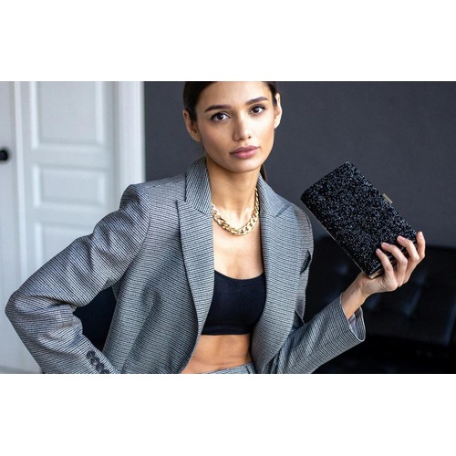 Roger Vivier: Timeless Elegance, Iconic Shoes, and Smart Savings