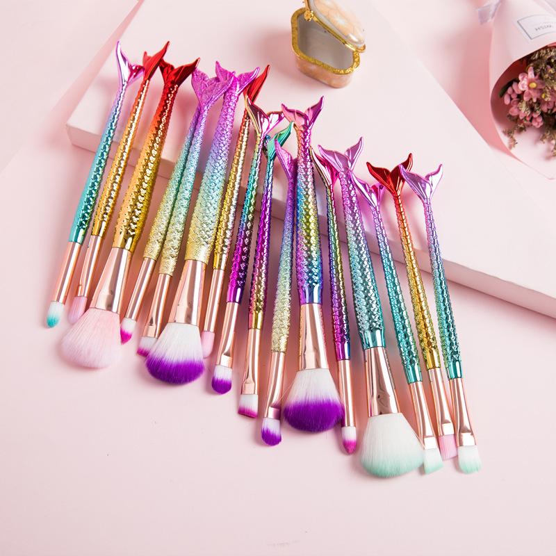 4 Set Makeup Brushes Set Cosme