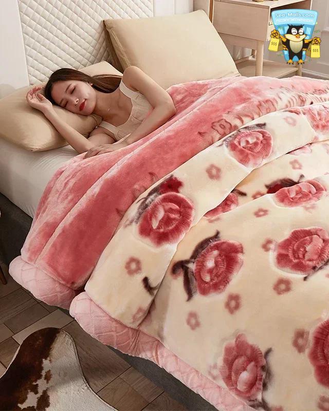 Warm Weighted Raschel Blanket 