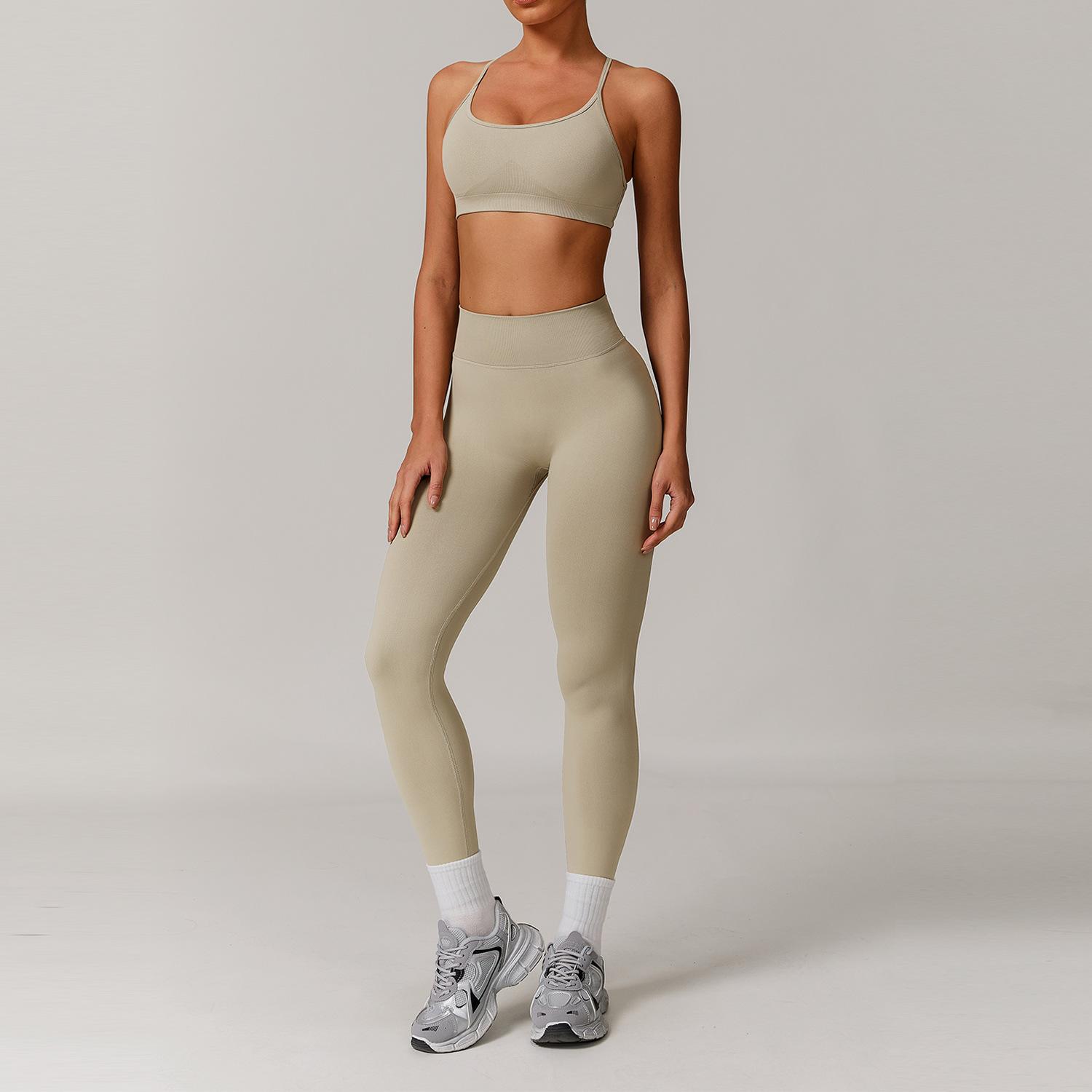 Seamless Yoga Set for Women 2/3PCS Sports Bra & Leggings Fitness Tracksuit