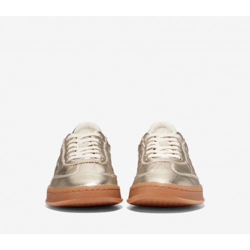  Women's GrandPrø Breakaway Sneaker