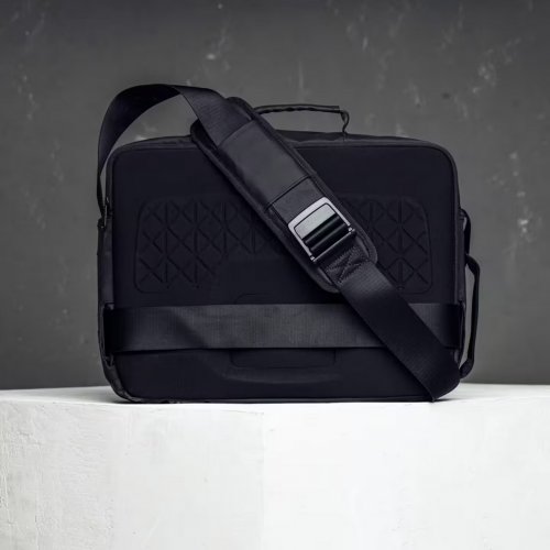 20L Urban Messenger Bag - Black