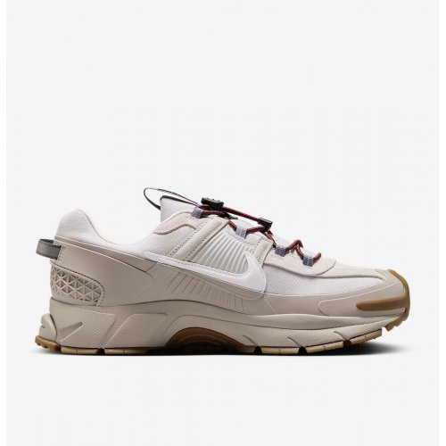 Nike Zoom Vomero Roam Men's Winterized Shoes