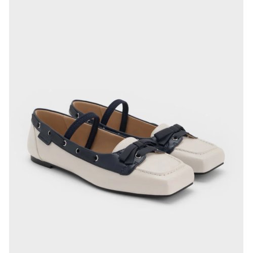 Bow Two-Tone Boat-Shoe Flats - Chalk