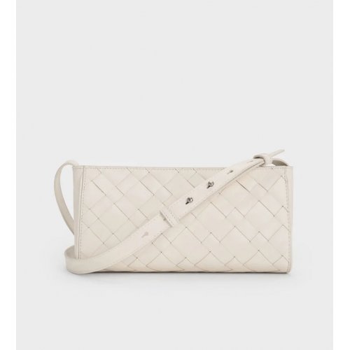  Ivette Woven Elongated Shoulder Bag - Cream 