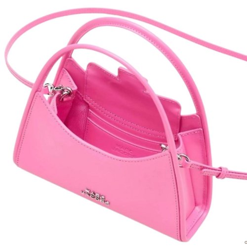 MARC JACOBS THE CLAW CLIP CROSSBODY - BOW PINK - Gallery Image 2