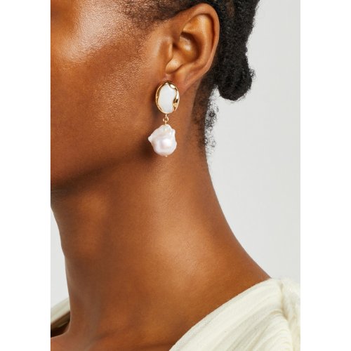  CHLOE Pearl-embellished 18kt gold-plated drop earrings  - Gallery Image 1