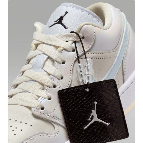 Air Jordan 1 Low SE 'LNY' Women's Shoes