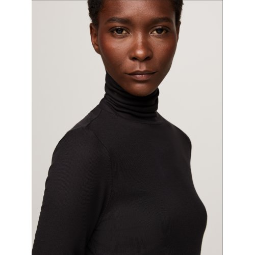  Roll Neck Long Sleeve Slim T-Shirt