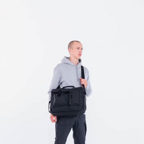20L Urban Messenger Bag - Black