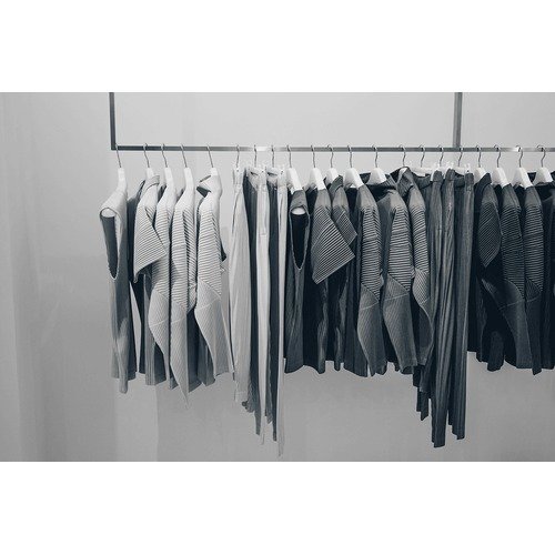 Marhen.J  FLORA Black