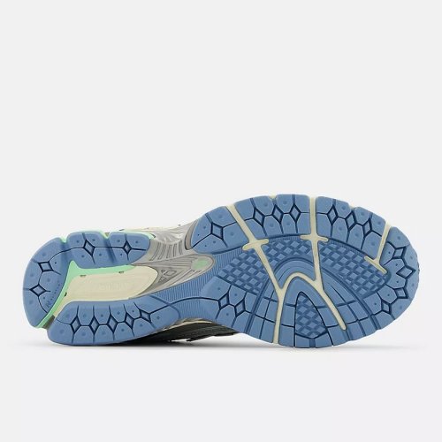  1906R  Silver Metallic with Still Water and Lab Green 