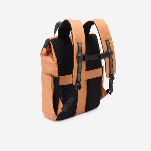 15L Ripstop backpack with laptop compartment