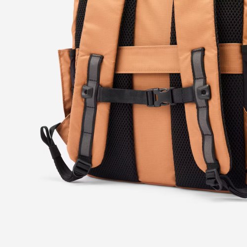 15L Ripstop backpack with laptop compartment