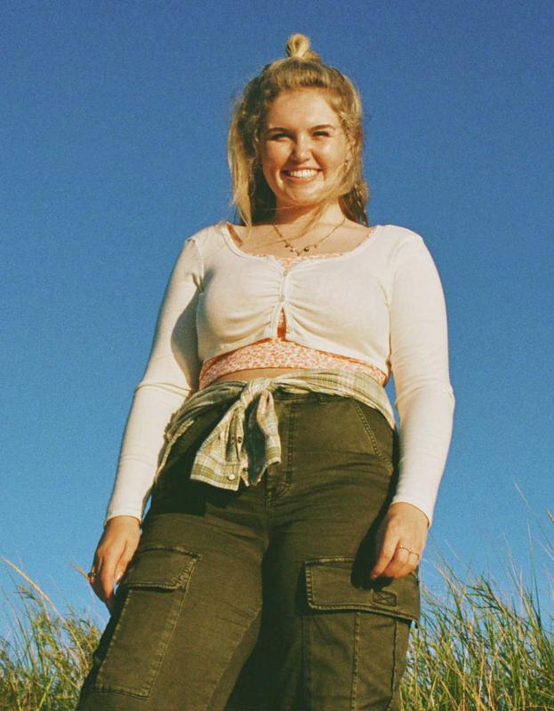 AE Long-Sleeve Button-Up Cinch Tee - Cream, M 