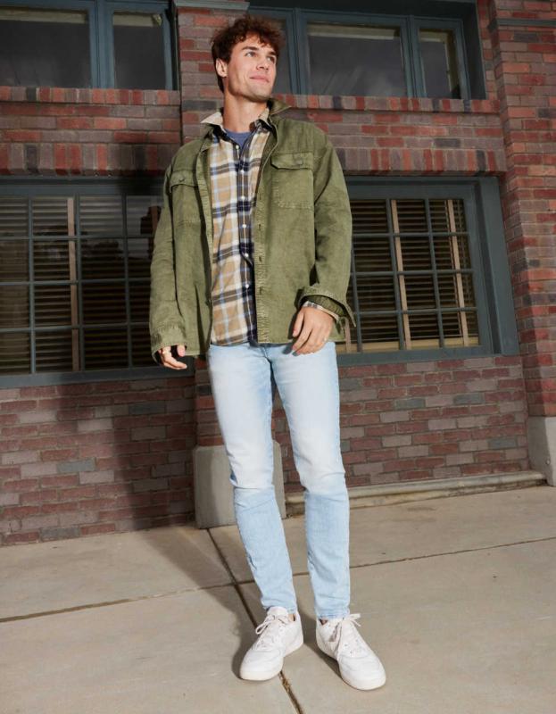 AE 24/7 Athletic Skinny Jean - Skylight, 33W x 32L 