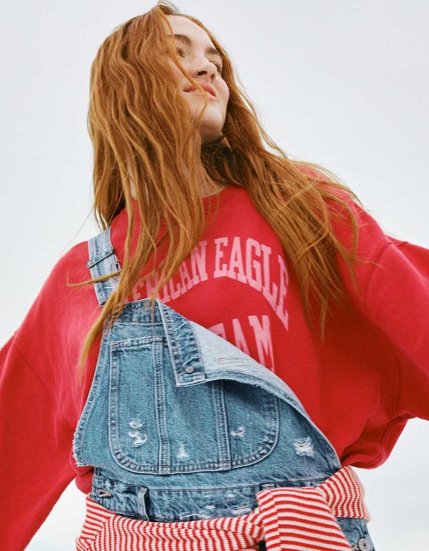 AE Super Soft Ski Team Graphic Sweatshirt - Red, L 