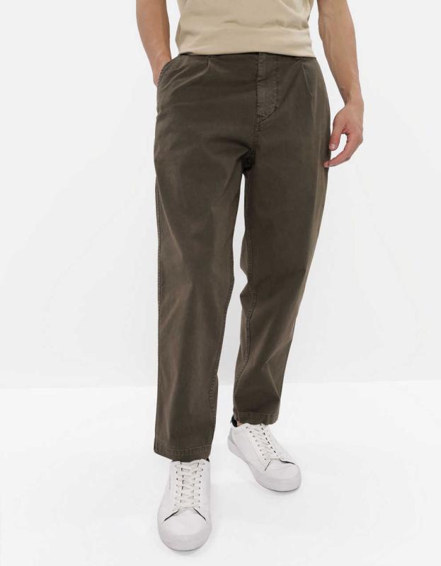 AE Flex Loose Cropped Chino - Olive Fun, 31W x 32L 