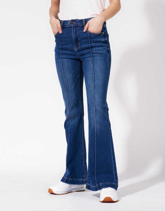 AE Stretch Super High-Waisted Flare Jean - Bright Star, 6 