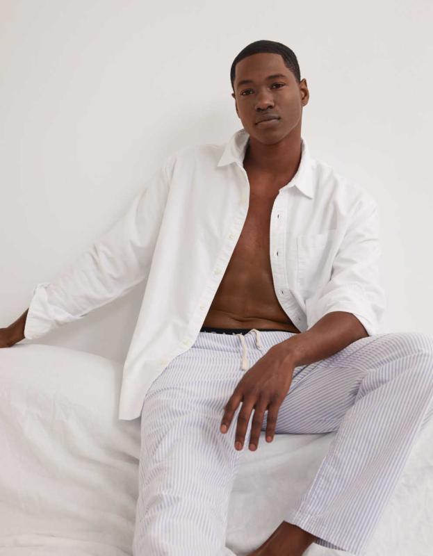 AE Everyday Oxford Button-Up Shirt - White, M 