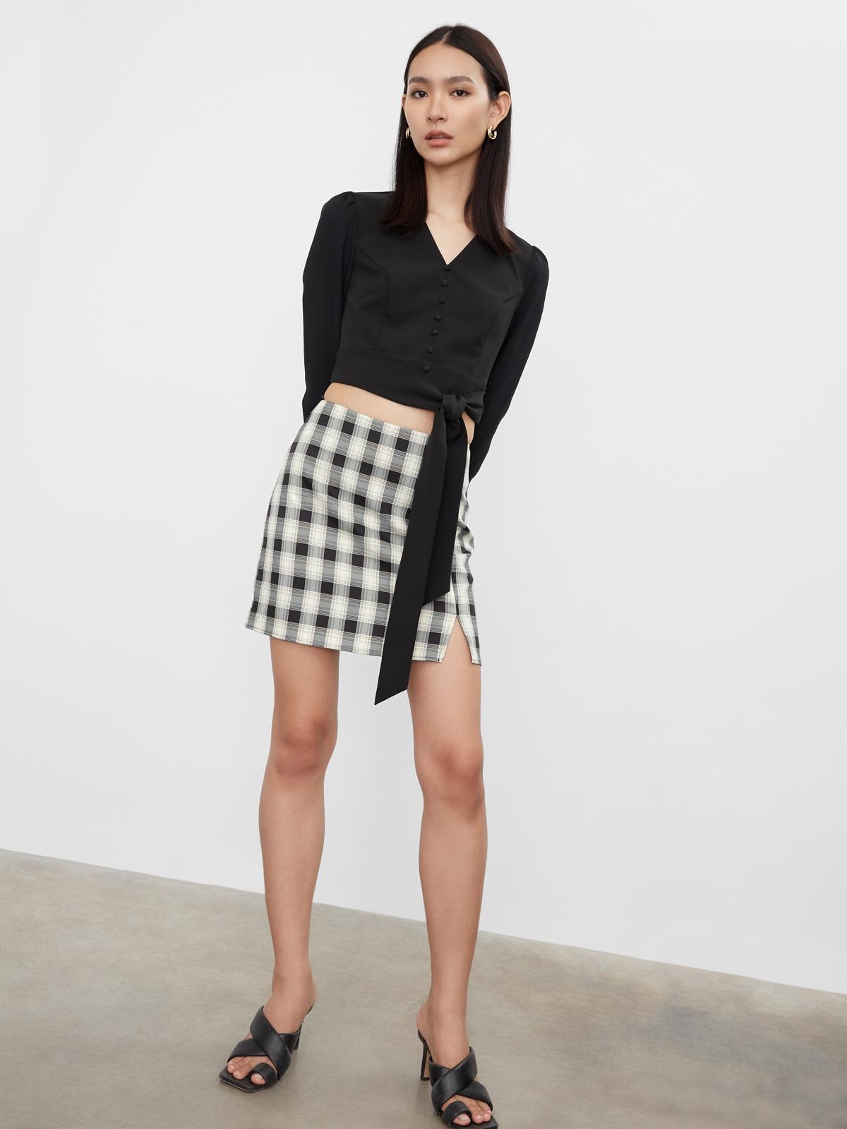 Tie Waist Buttoned Crop Blouse - Black
