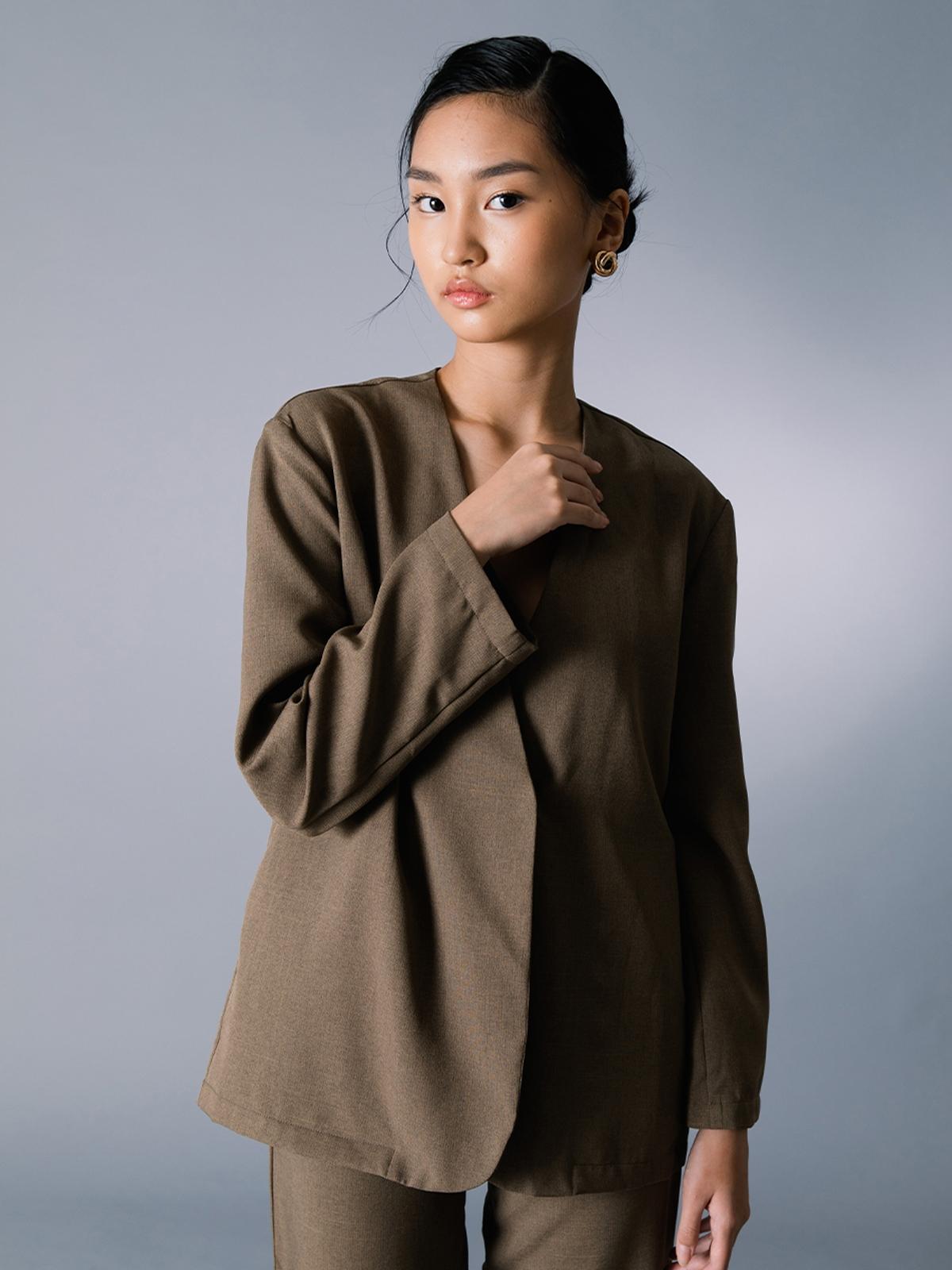Nicola Blazer - Walnut