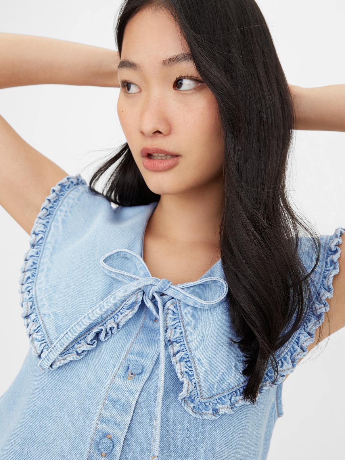 Sustainable Peter Pan Collar Top - Light Blue