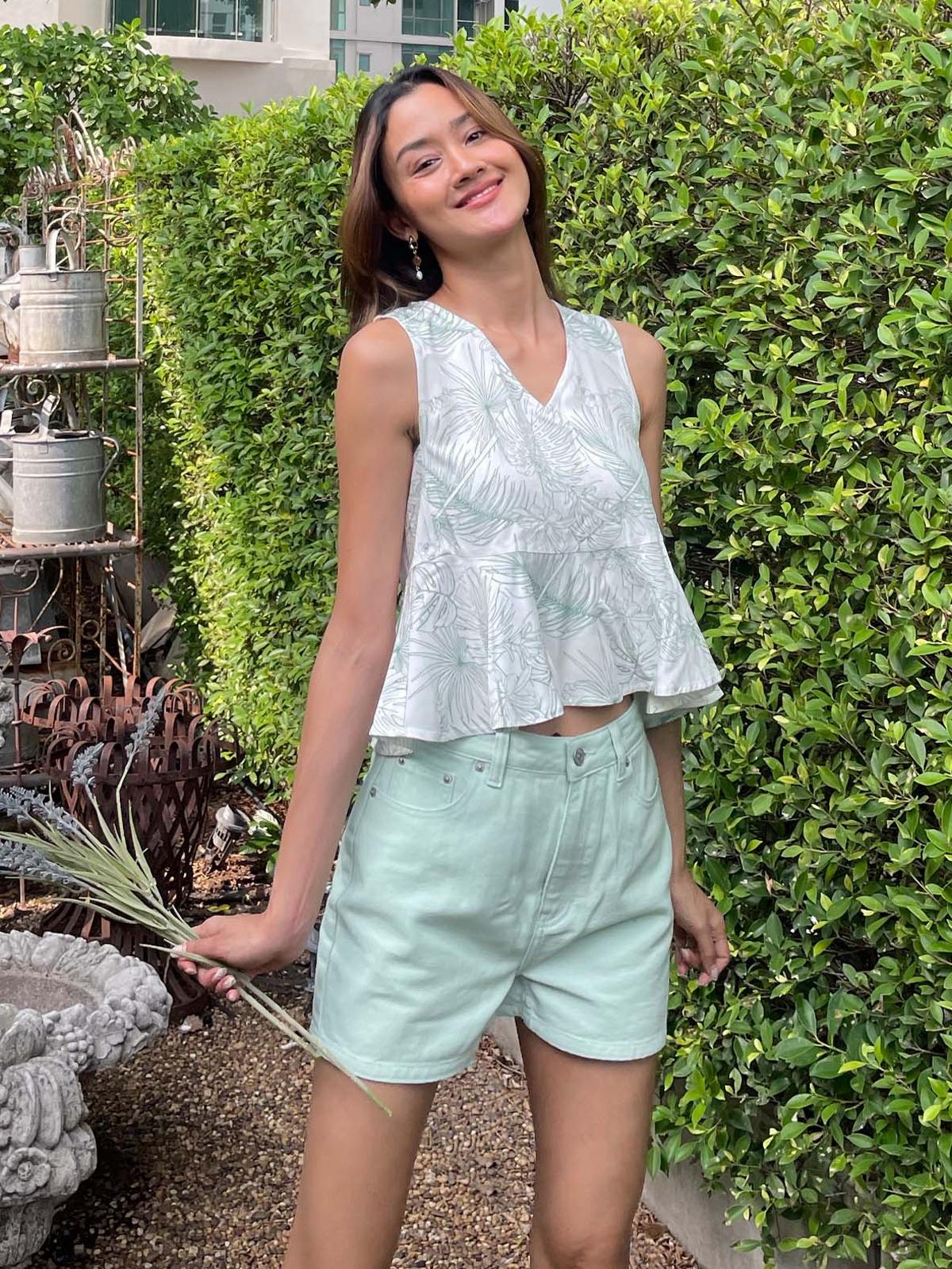 Floral Sleeveless Top - Green Floral Sleeveless Top - Green