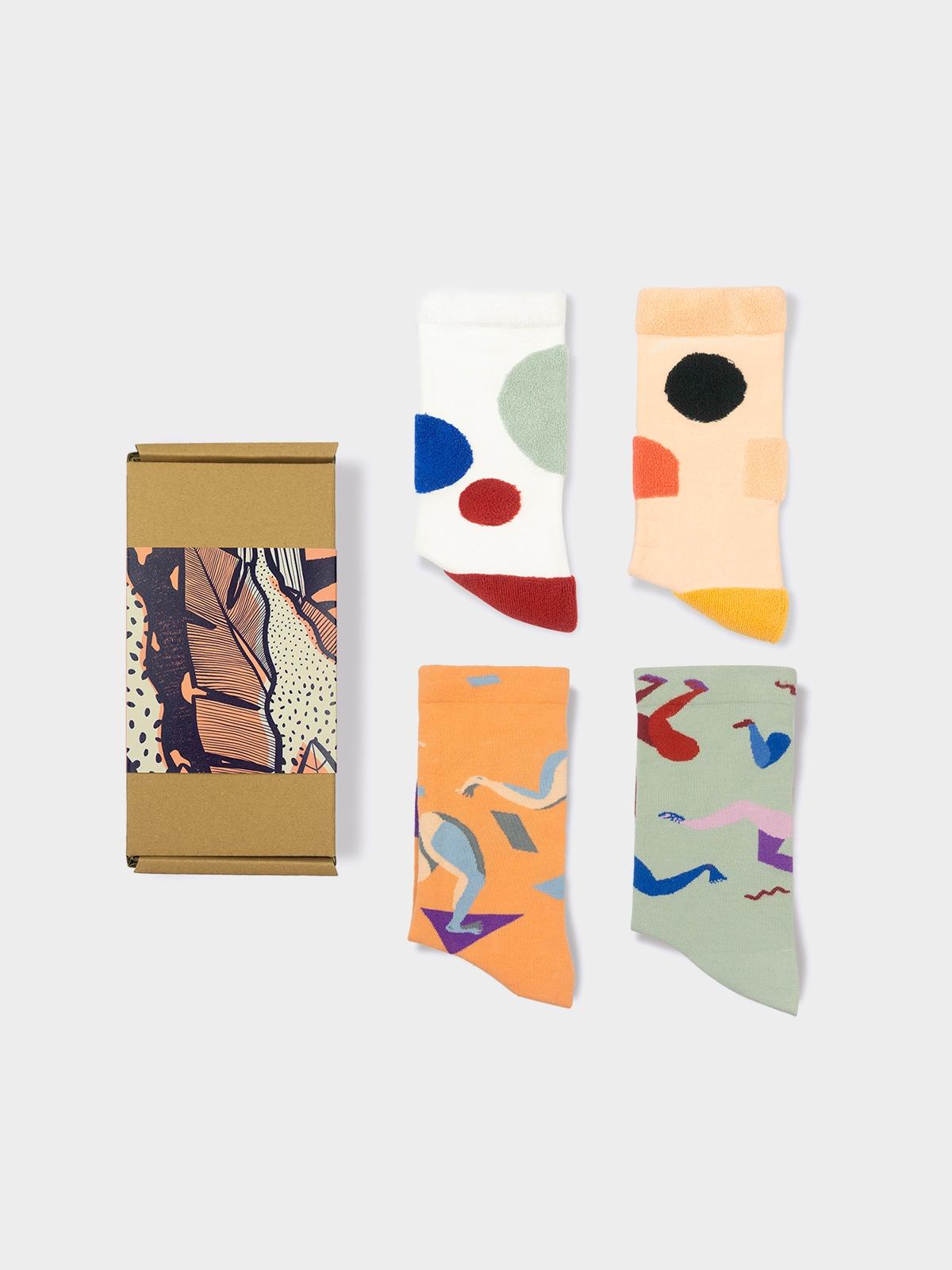 4 in 1 Holiday Gift Box D - Multi color 4 in 1 Holiday Gift Box D - Multi color