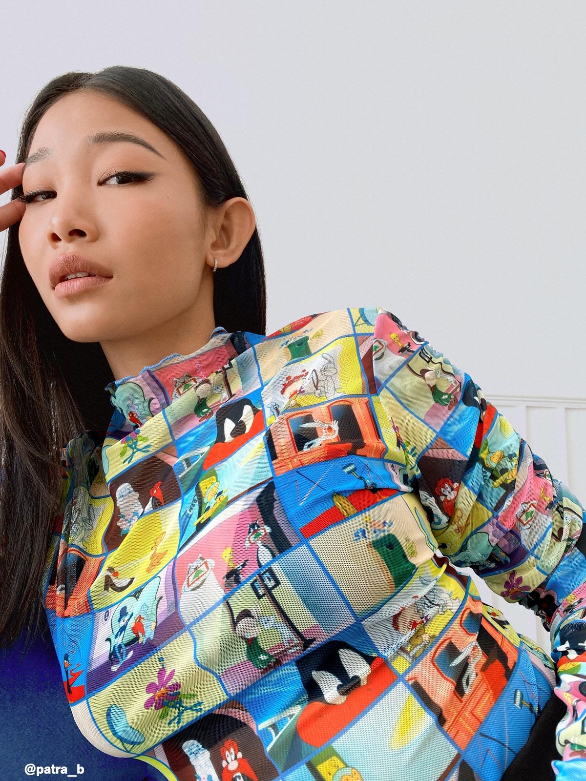 Looney Tunes Graphic Print Fitted Top - Blue