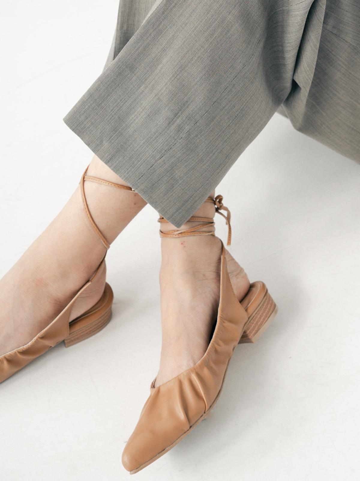 Kaia Strappy Shoes - Walnut