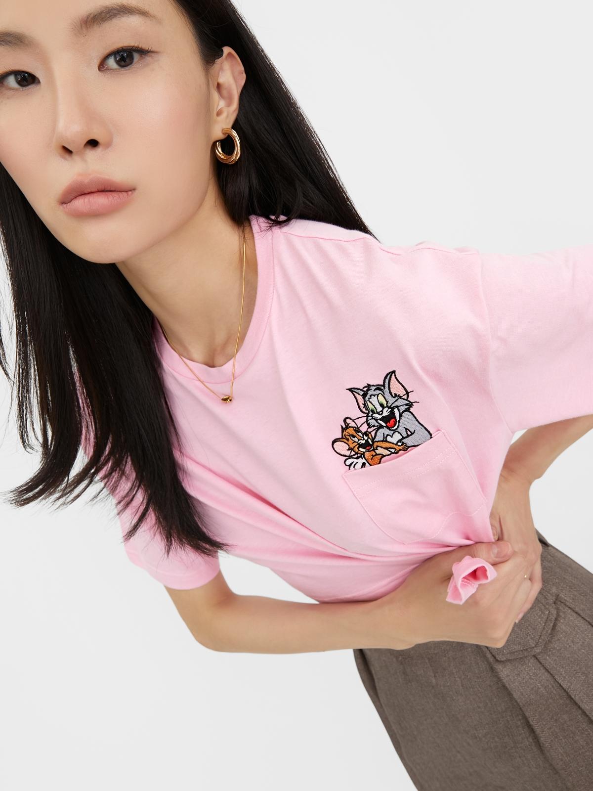 Sustainable Embroidered Crop Tee - Pink