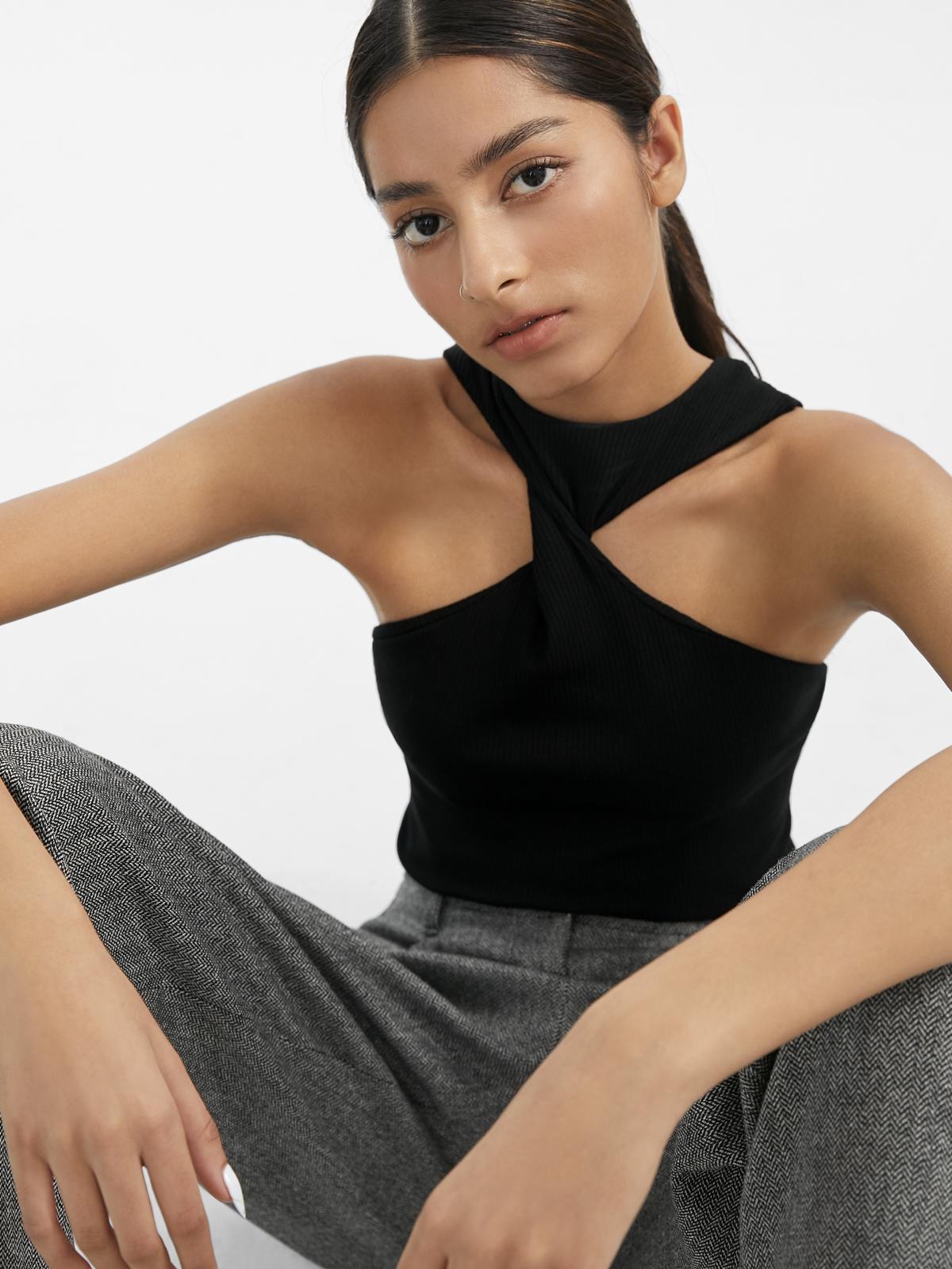 Twisted Neck Tank Top - Black