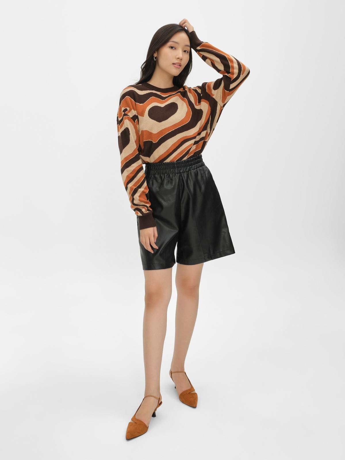 Pomelo Exclusive Lance Shorts - Black