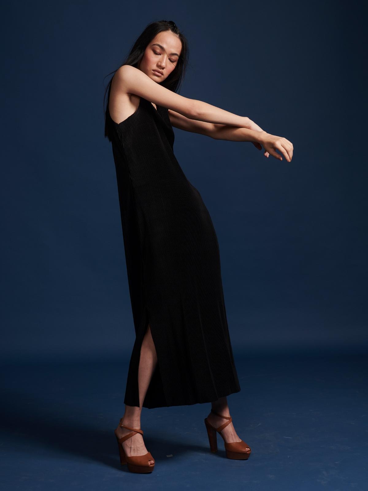 Pleated High Low Dress - Black