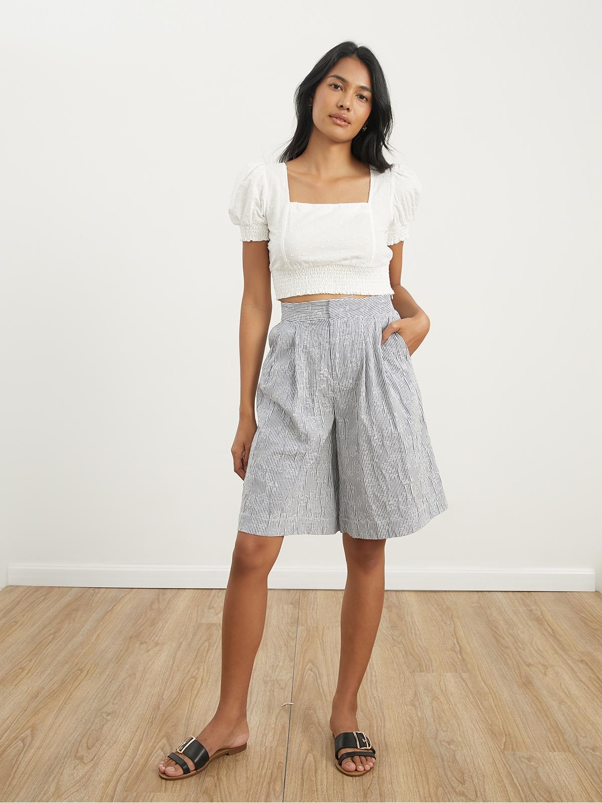 Puffed Sleeve Smock Crop Top - White
