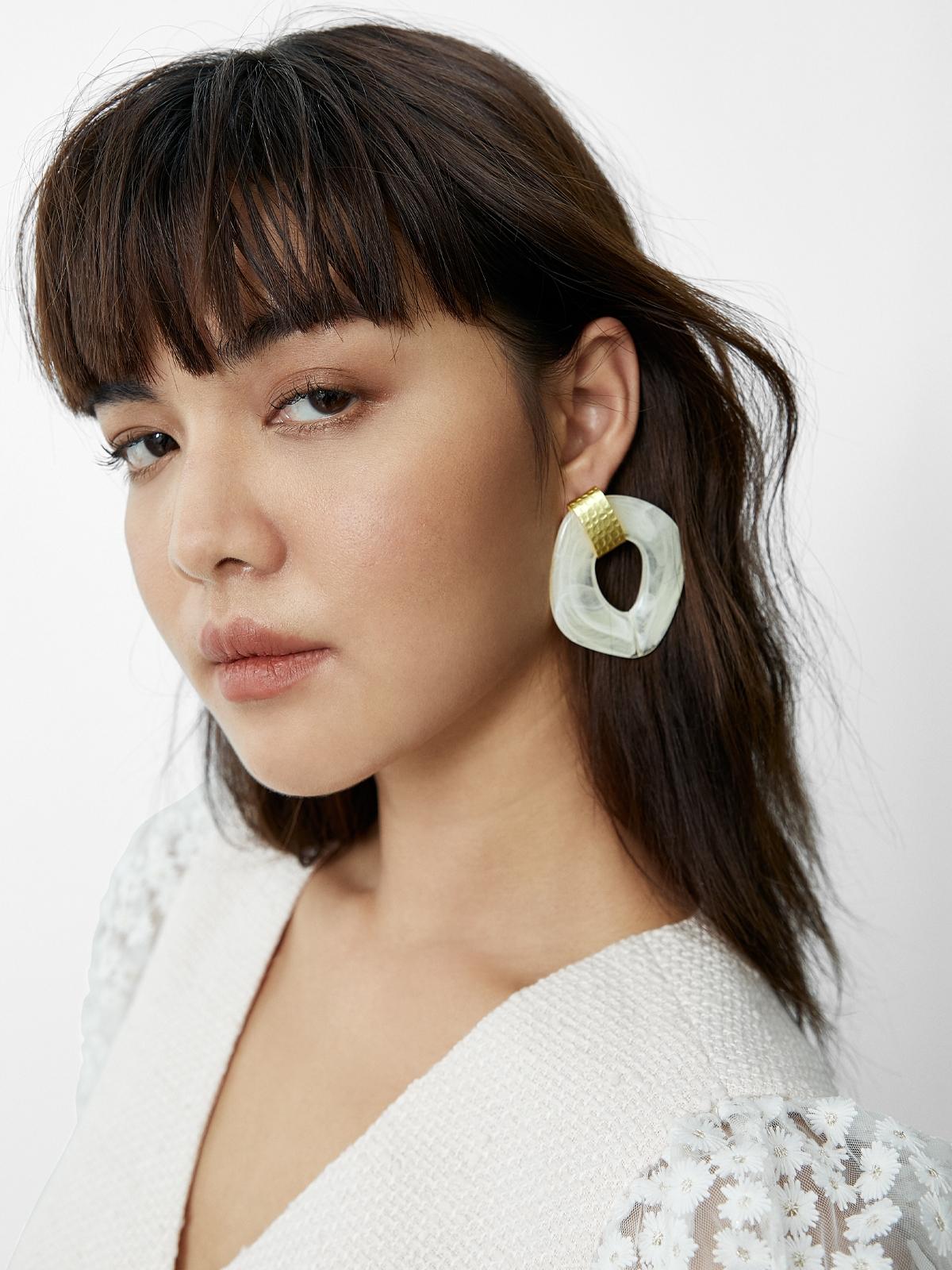 Marble Accent Hoop Earrings - Gold Marble Accent Hoop Earrings - Gold
