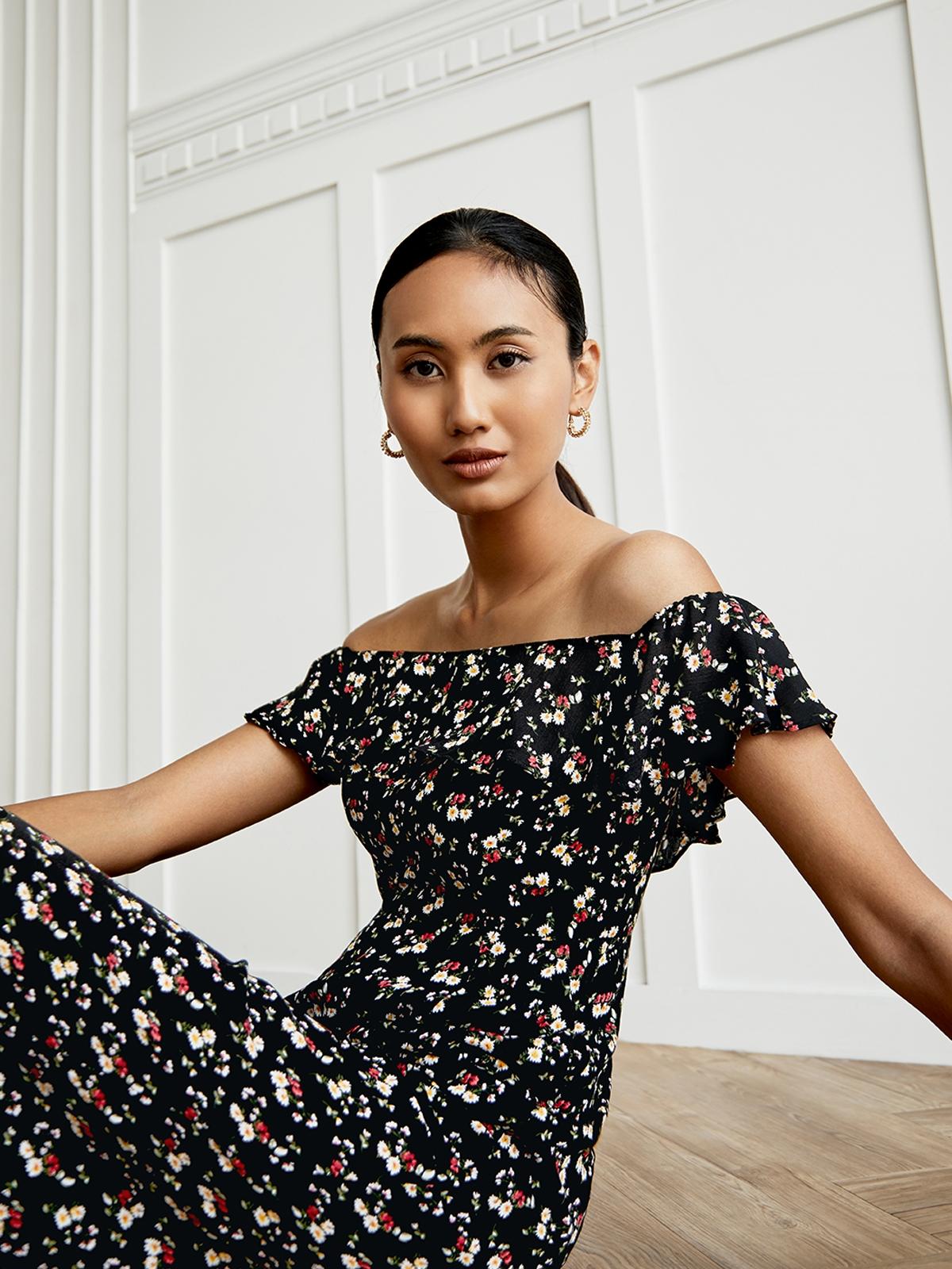 Off Shoulder Frill Floral Jumpsuit - Black