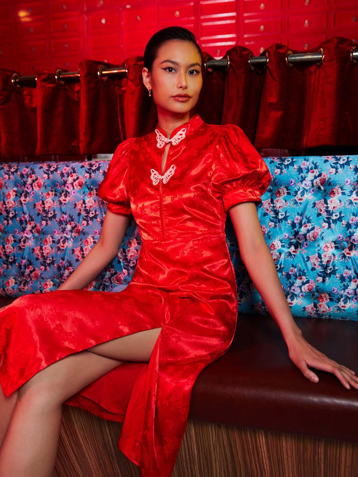 Short Puffed Sleeve Dress - Red Short Puffed Sleeve Dress - Red