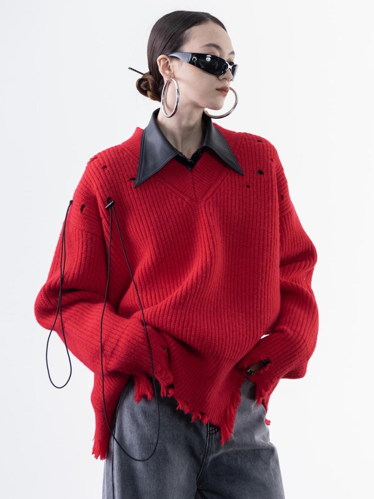 Red Irregular Ripped Sweater - Red