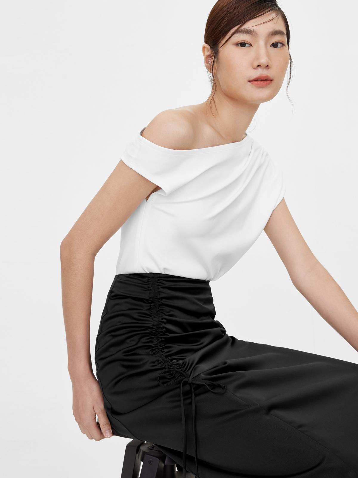 Side Tie Ruched Skirt - Black