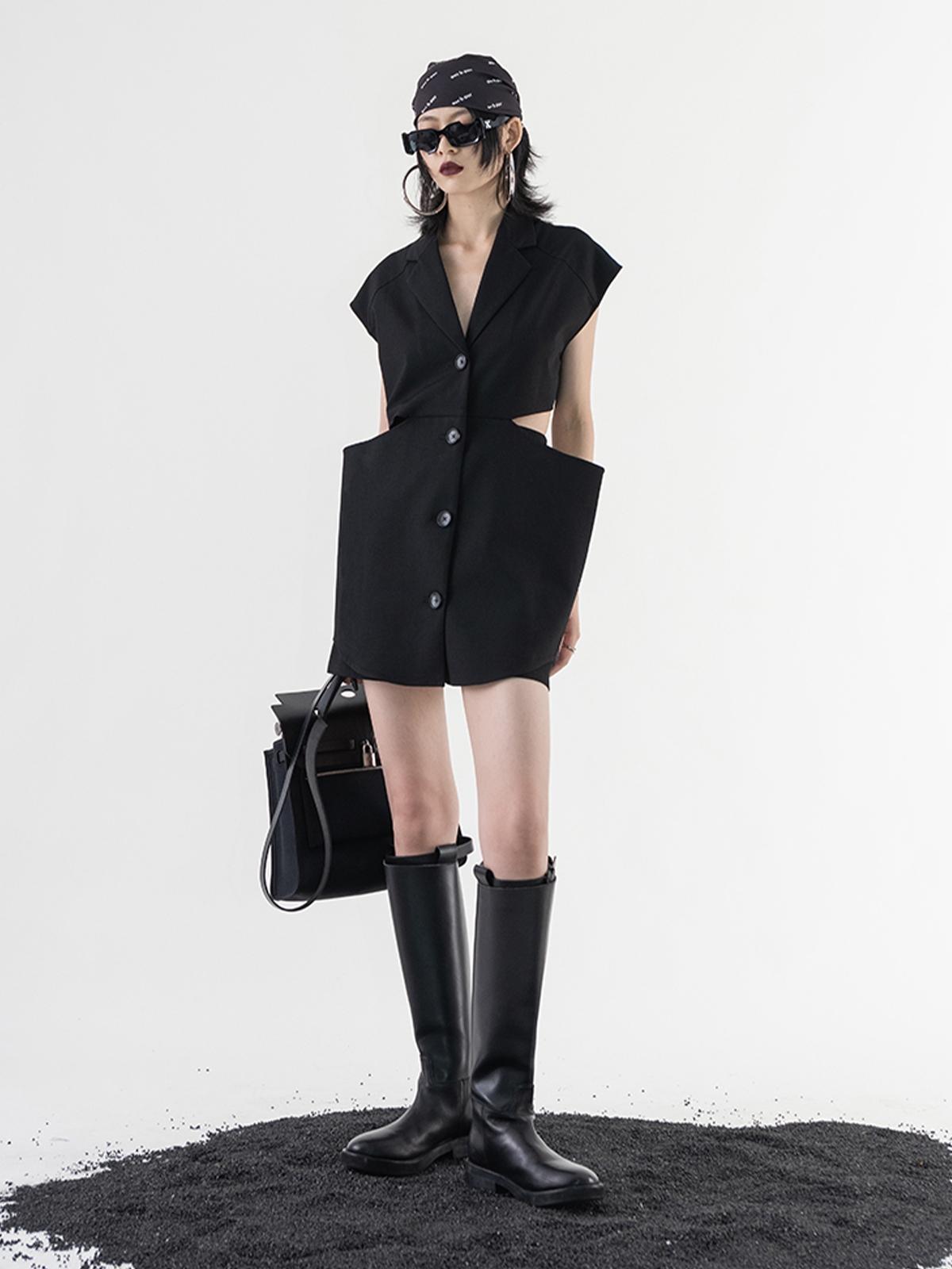 Cut Out Mini dress - Black