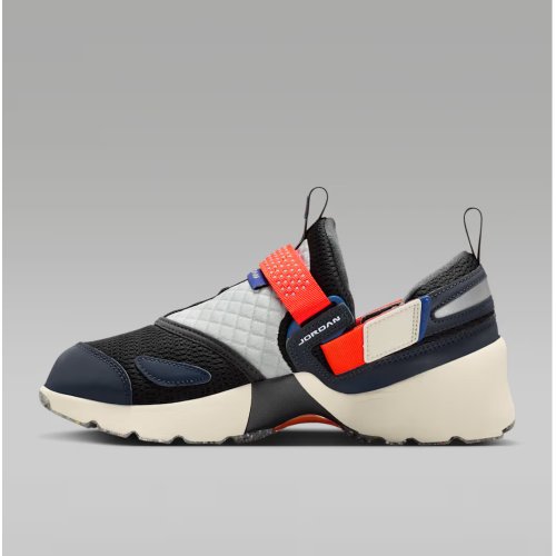 Jordan Trunner LX Women's Shoes