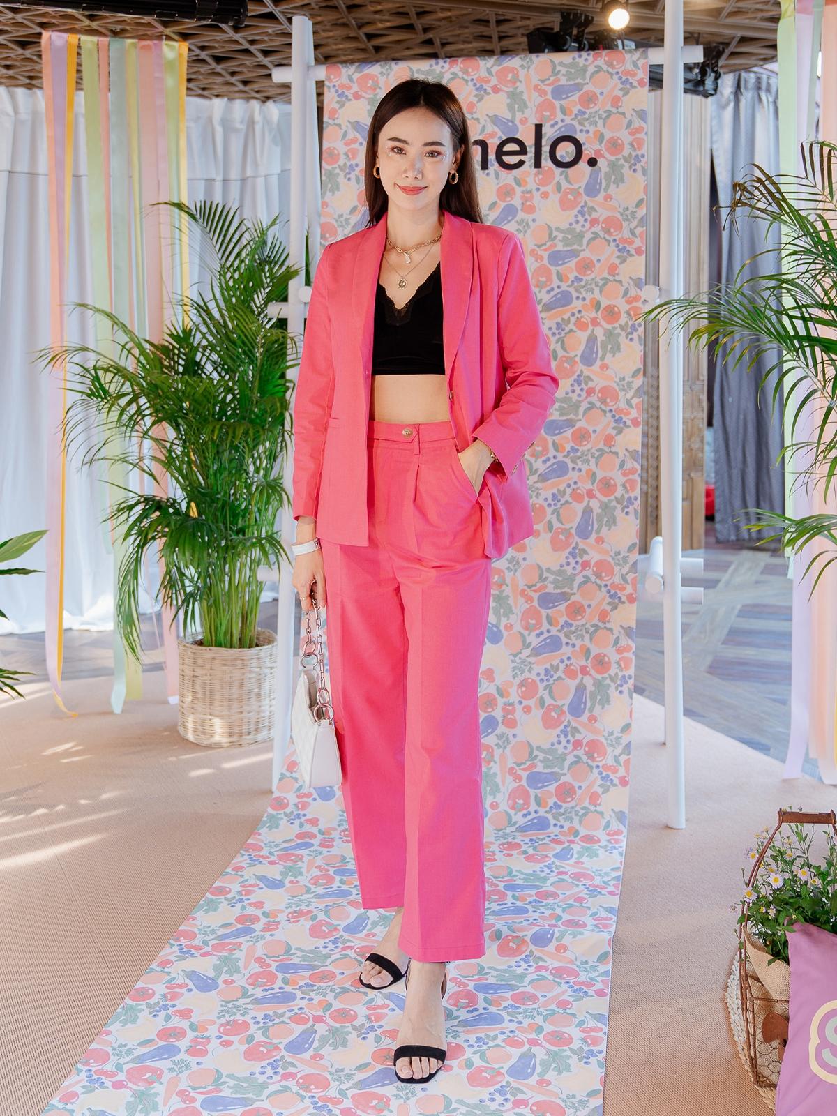 High Waisted Pants With Belt Detail - Hot Pink