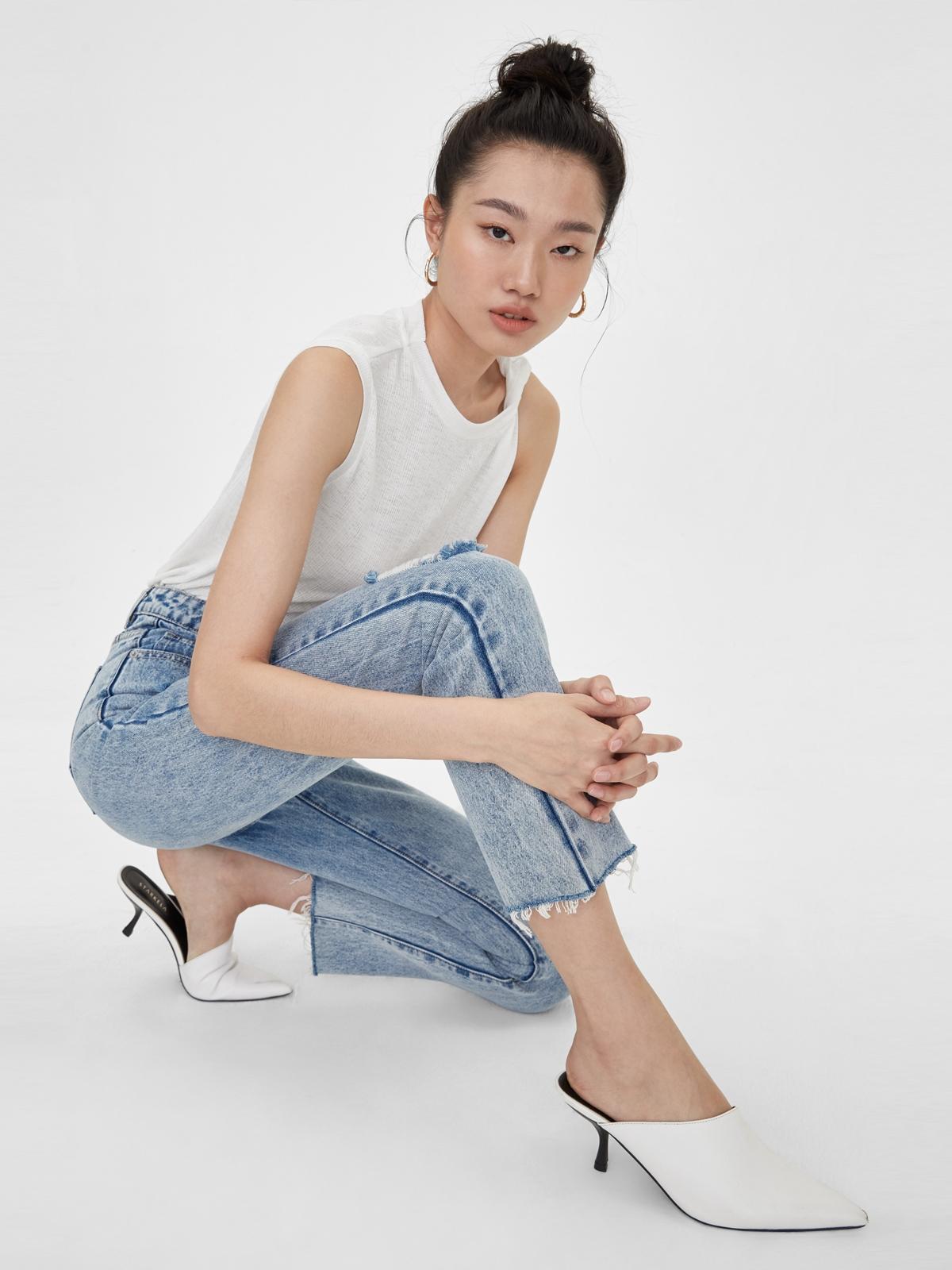 Ripped High Waist Crop Jeans - Light Blue