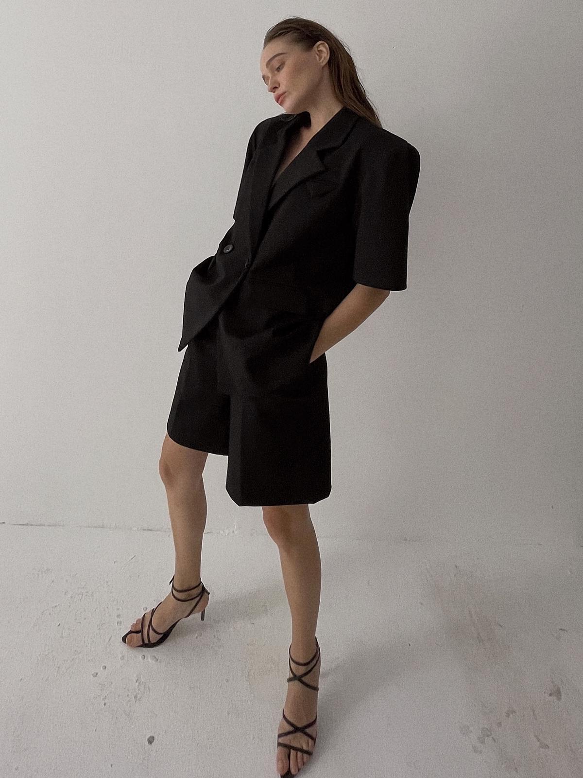 K. Blazer - Black K. Blazer - Black