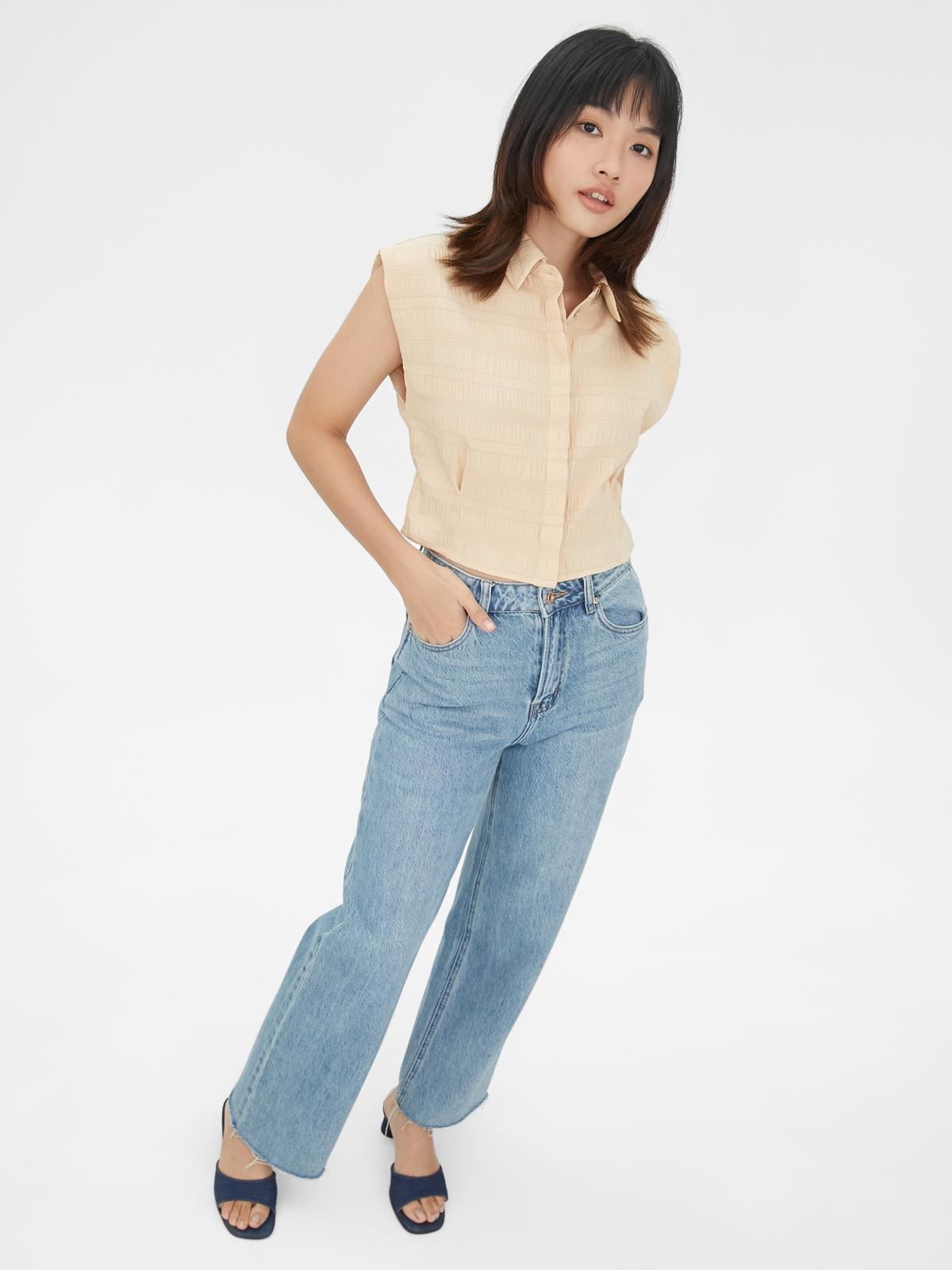 Cropped Texture Button Up Top - Beige