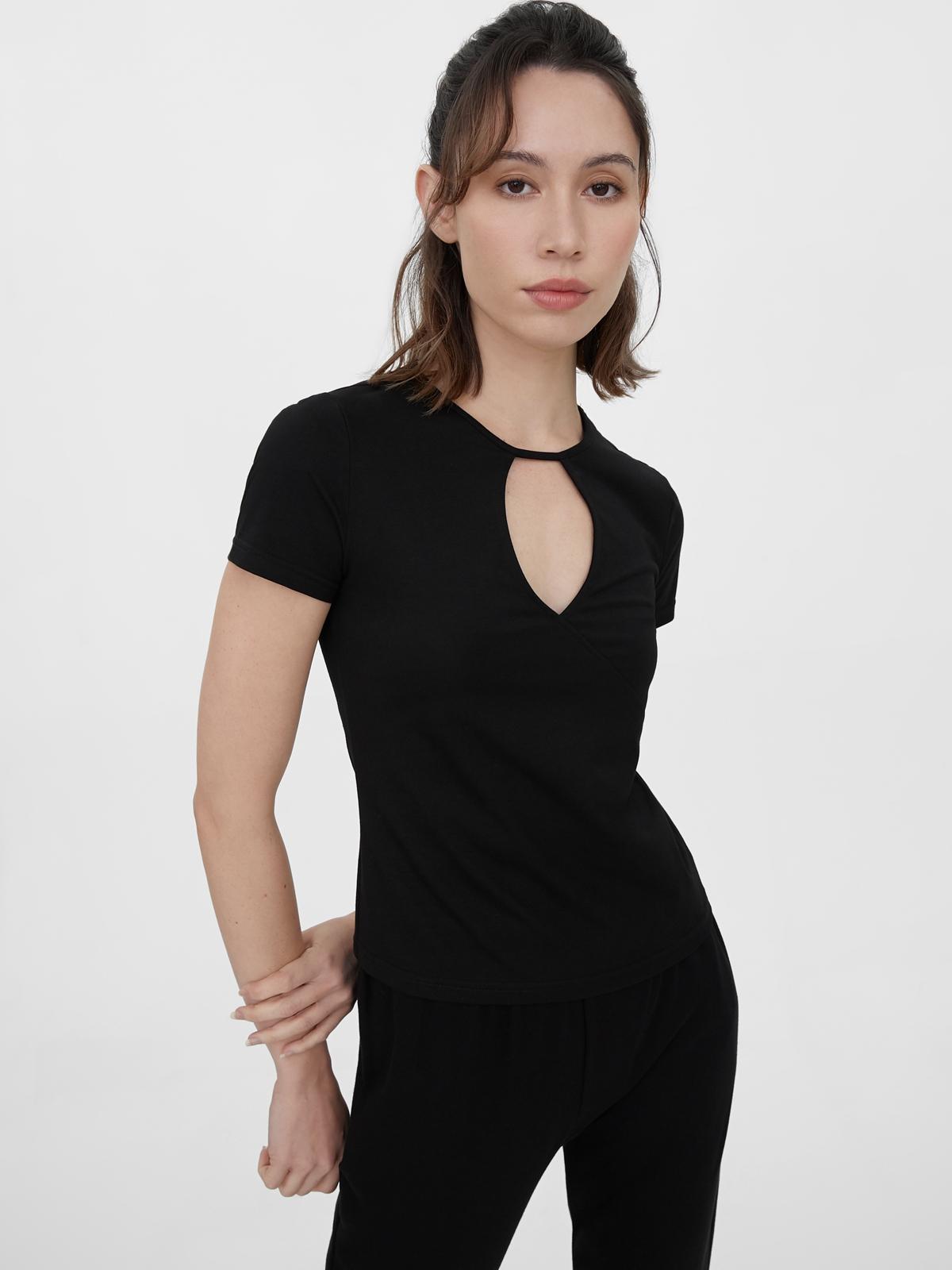 Cut Out Keyhole Neck Tee - Black