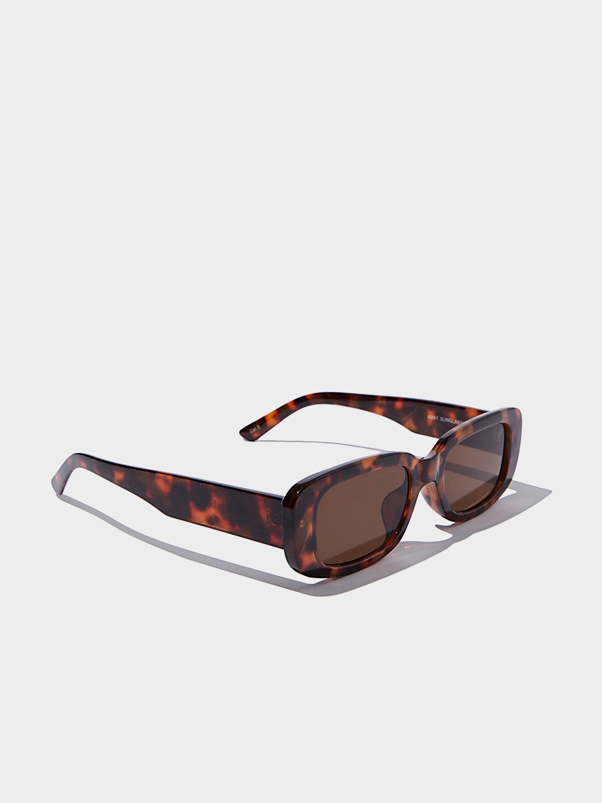 Abby Rectangle Sunglasses - Brown